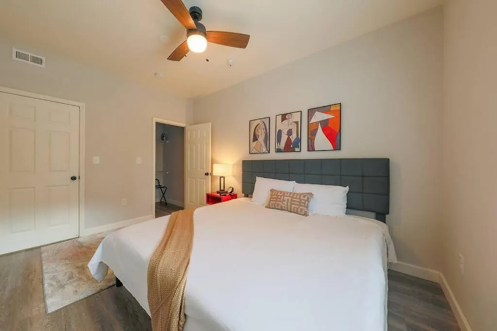 Appartamento City-Style Comfort 1Br Suite With King Bed And Optional Parking Close To Broadway, Downtown, Centennial Park Nashville